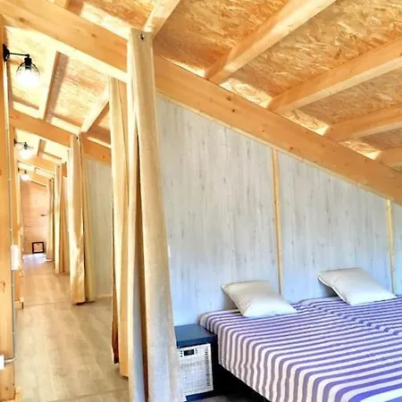 Gran Casa De Madera Con Vistas Al Mar *