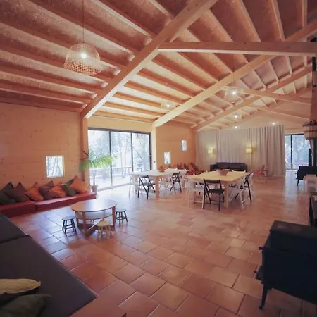 Gran Casa De Madera Con Vistas Al Mar Сasa de vacaciones