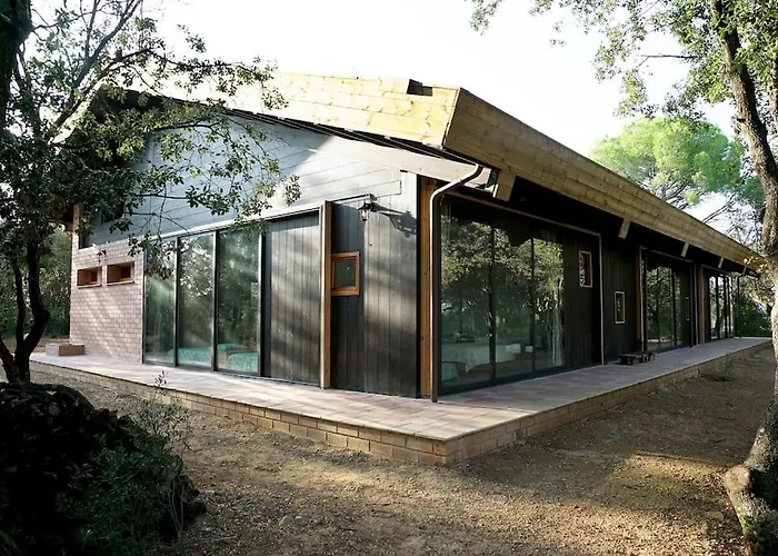 Gran Casa De Madera Con Vistas Al Mar